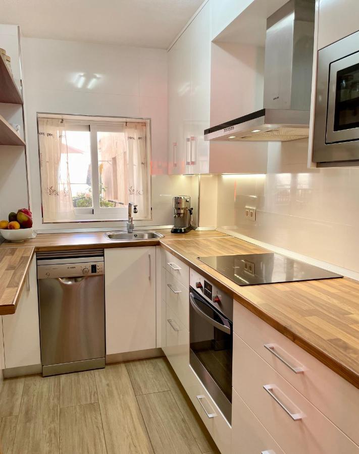 Apartamento 2 Dormitorios En Primera Linea De Playa San Cristobal Almuñécar Eksteriør bilde
