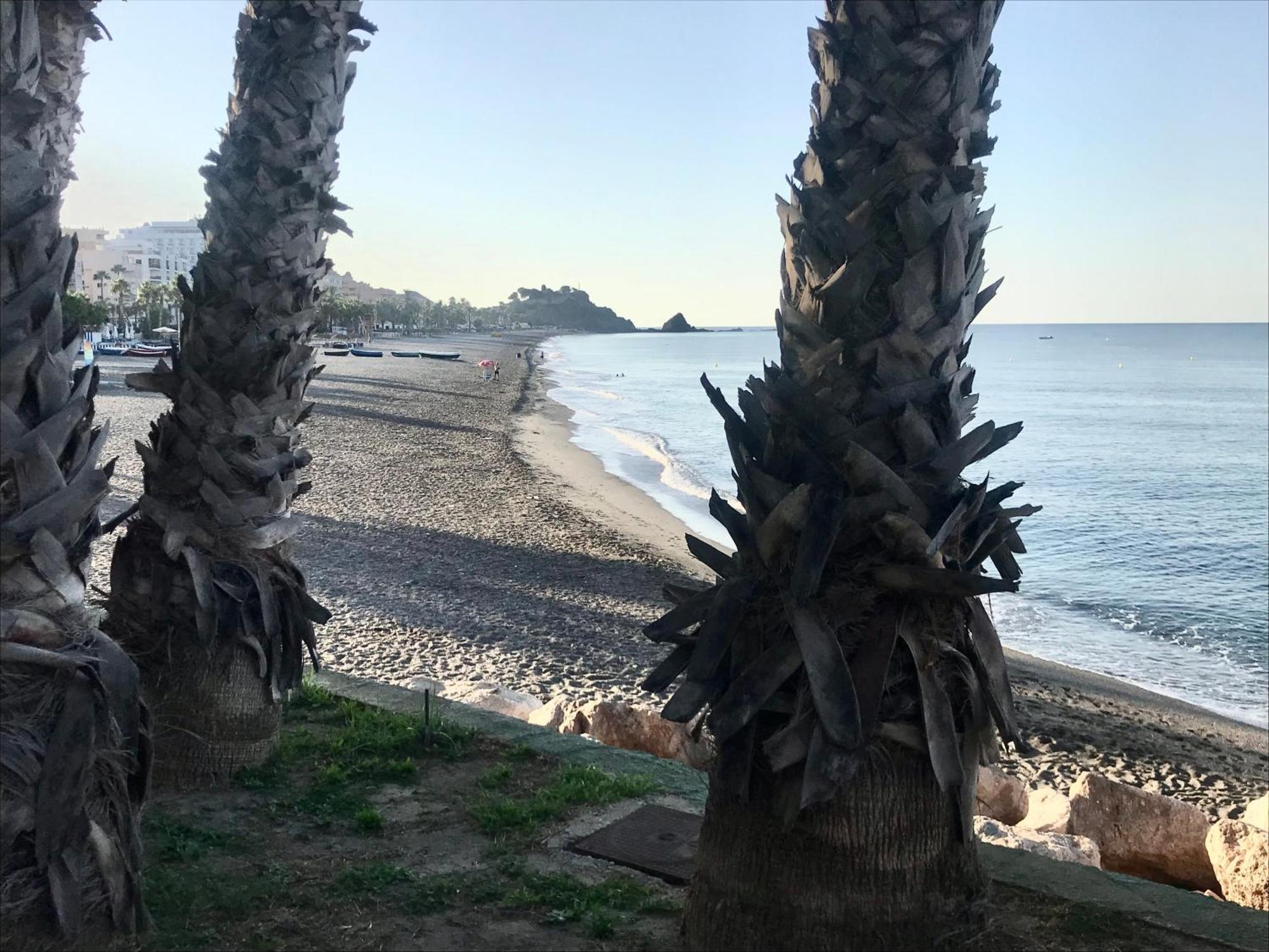 Apartamento 2 Dormitorios En Primera Linea De Playa San Cristobal Almuñécar Eksteriør bilde