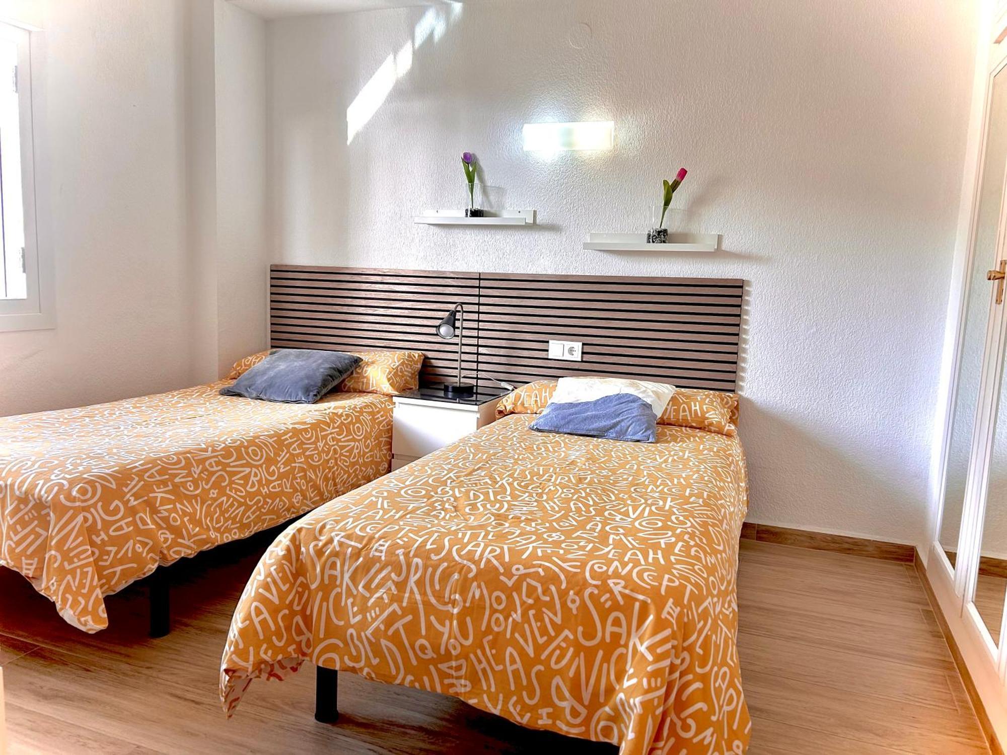 Apartamento 2 Dormitorios En Primera Linea De Playa San Cristobal Almuñécar Eksteriør bilde