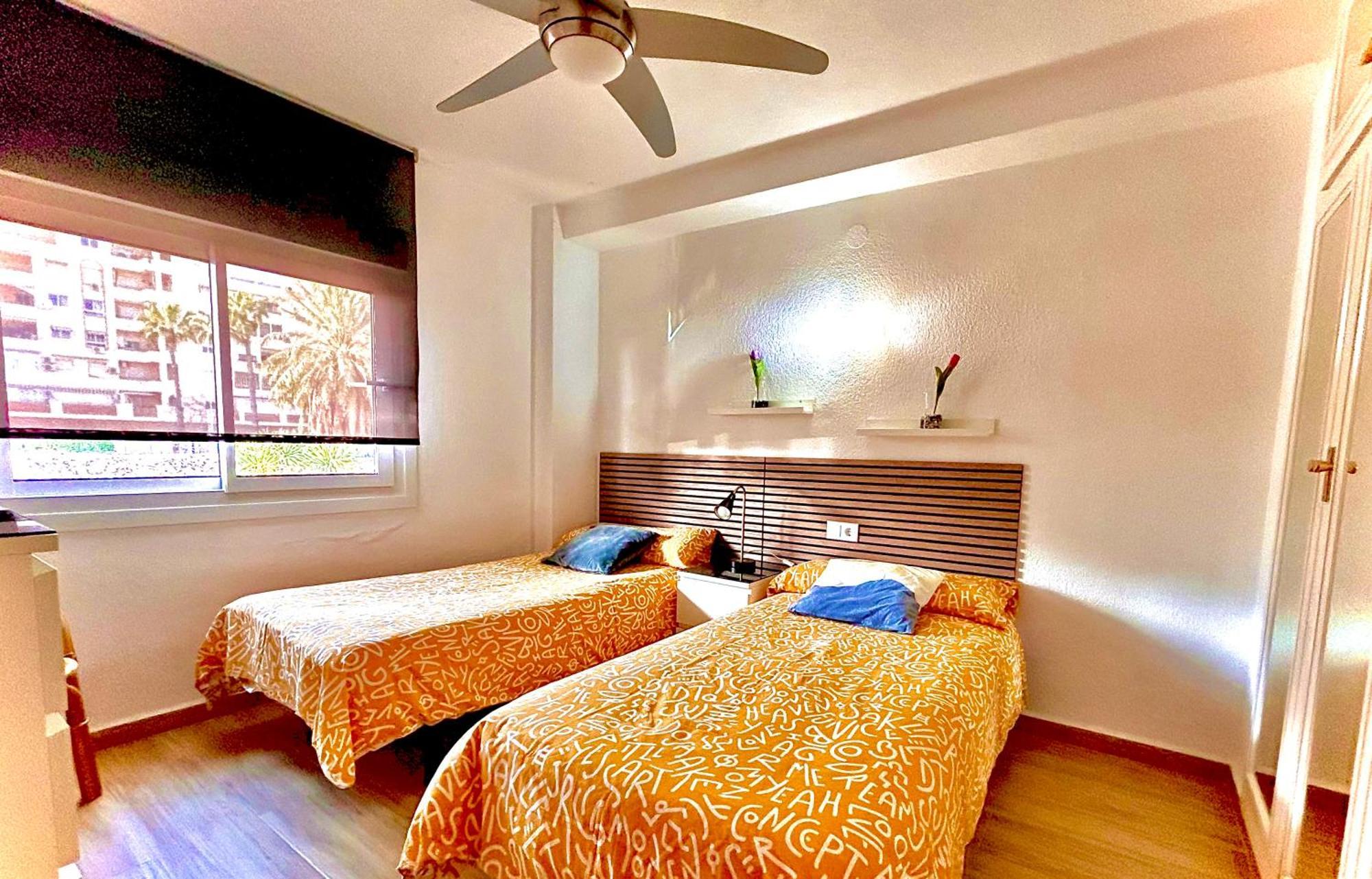 Apartamento 2 Dormitorios En Primera Linea De Playa San Cristobal Almuñécar Eksteriør bilde